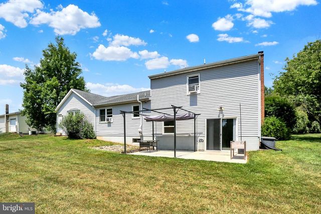 133 RONNIE LN, Halifax, PA 17032