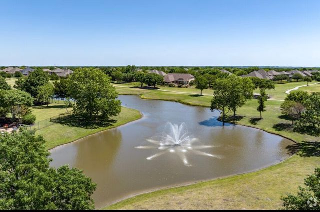 8813 Edinburgh Lane, Rowlett, TX 75089