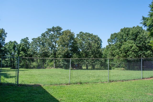 30115 4280 Road, Quinton, OK 74561