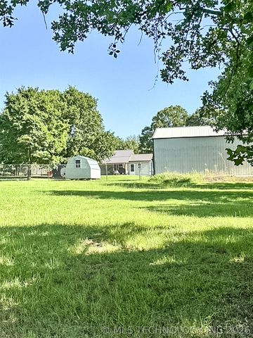 30115 4280 Road, Quinton, OK 74561