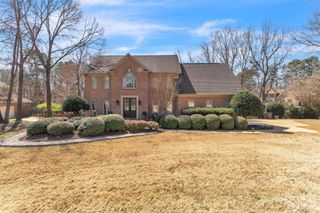 95 Brandermill Road, Spartanburg, SC 29301