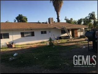 804 11th Street, Bakersfield, CA 93304