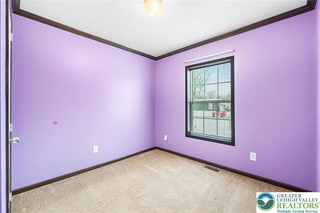 8754 Breinig Run Circle, Upper Macungie Twp, PA 18031