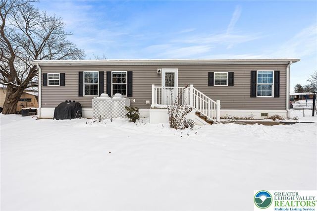 8754 Breinig Run Circle, Upper Macungie Twp, PA 18031