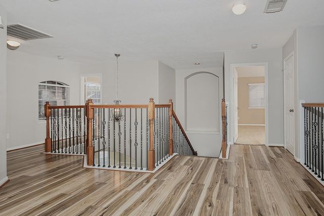 71 La Costa Drive, Montgomery, TX 77356