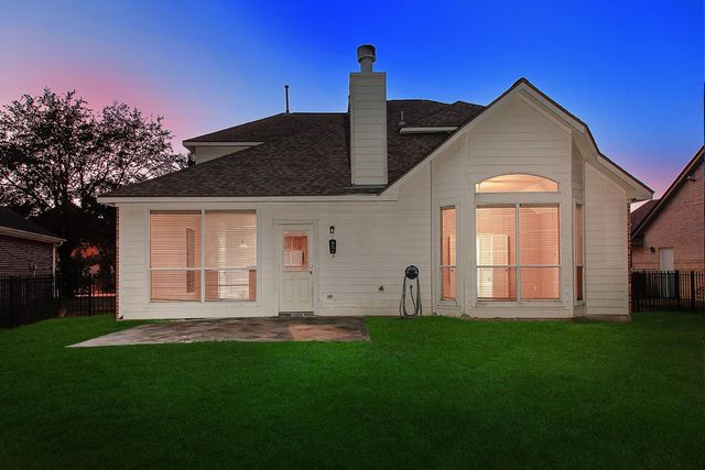 71 La Costa Drive, Montgomery, TX 77356