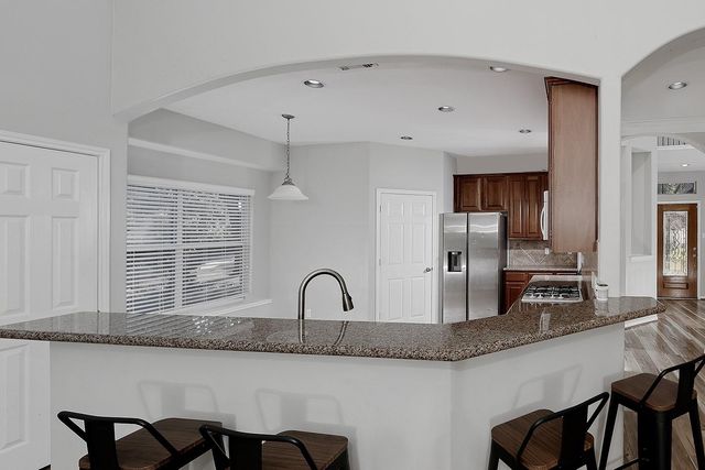 71 La Costa Drive, Montgomery, TX 77356