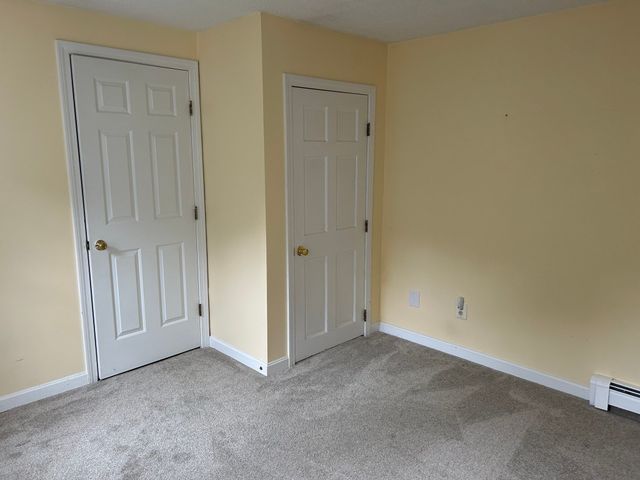 402 Twin Lakes Dr 402, Halifax, MA 02338