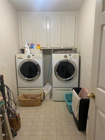 2114 Kilkenny Drive, Pearland, TX 77581