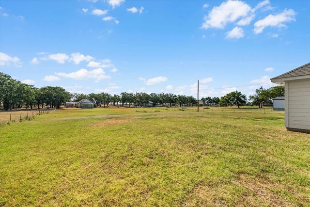 171 Brown Lane, Poolville, TX 76487