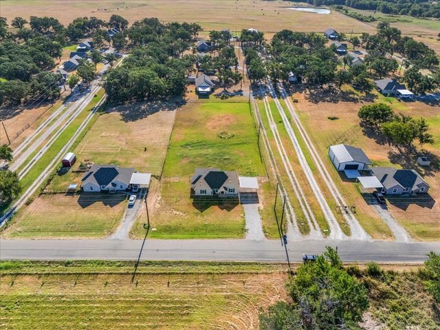 171 Brown Lane, Poolville, TX 76487
