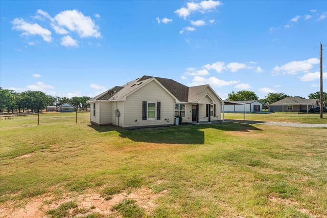 171 Brown Lane, Poolville, TX 76487