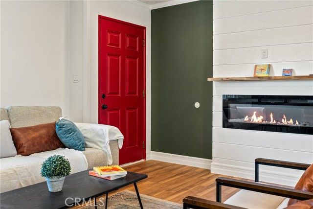 9925 Redwood, Hesperia, CA 92345