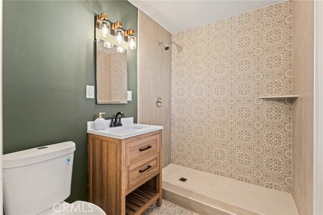 9925 Redwood, Hesperia, CA 92345