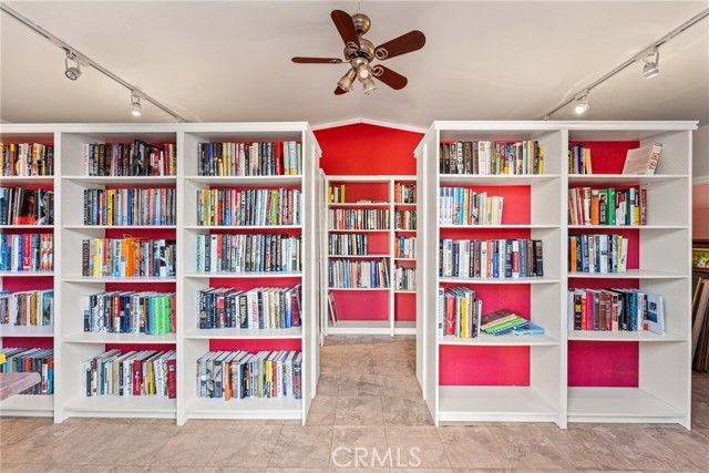 9925 Redwood, Hesperia, CA 92345