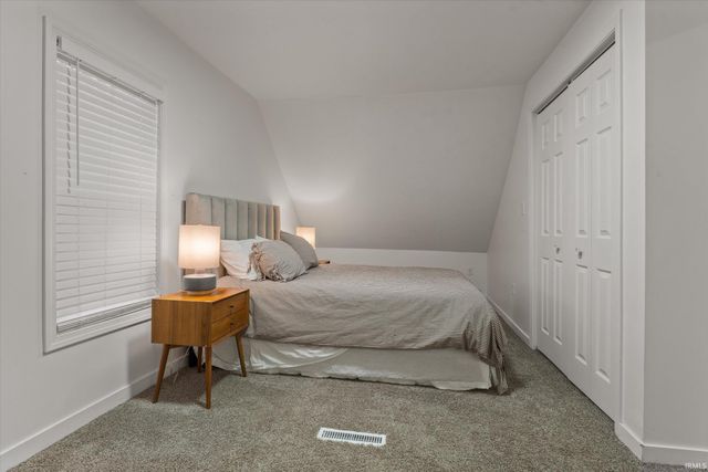 1118 E Bowman Street, South Bend, IN 46613