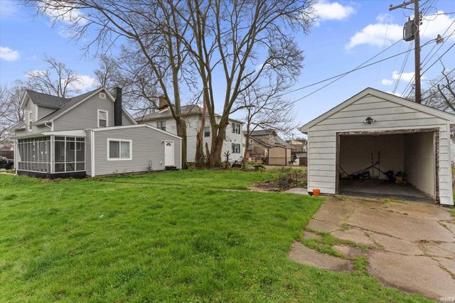 1118 E Bowman Street, South Bend, IN 46613