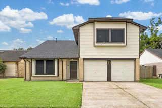 10842 Mesquite Drive, La Porte, TX 77571