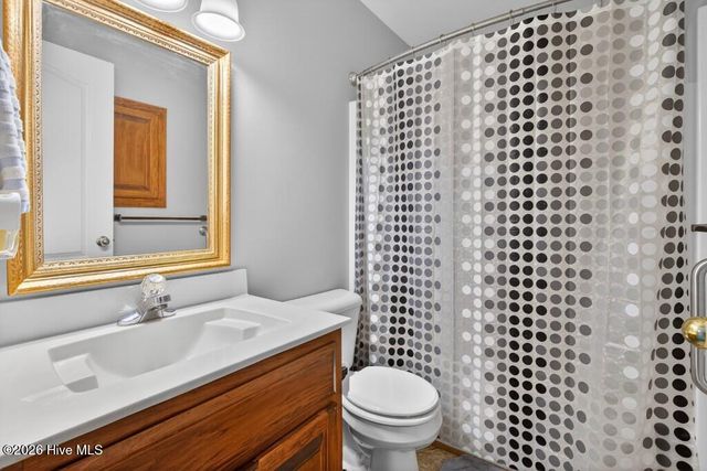2111 Hunt Hill Place, Kinston, NC 28504