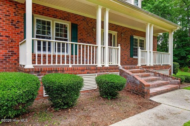 2111 Hunt Hill Place, Kinston, NC 28504