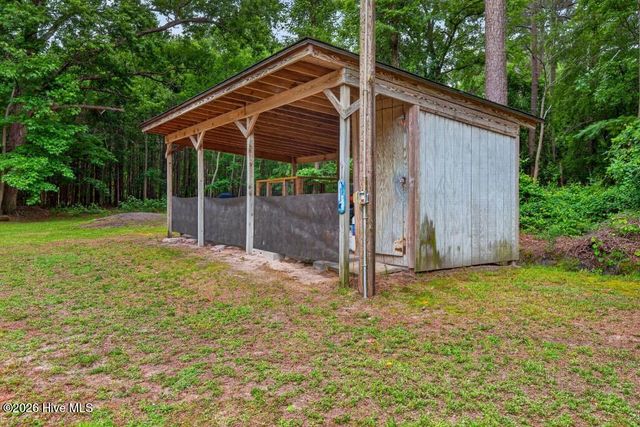 2111 Hunt Hill Place, Kinston, NC 28504