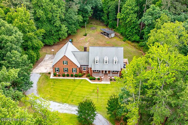 2111 Hunt Hill Place, Kinston, NC 28504
