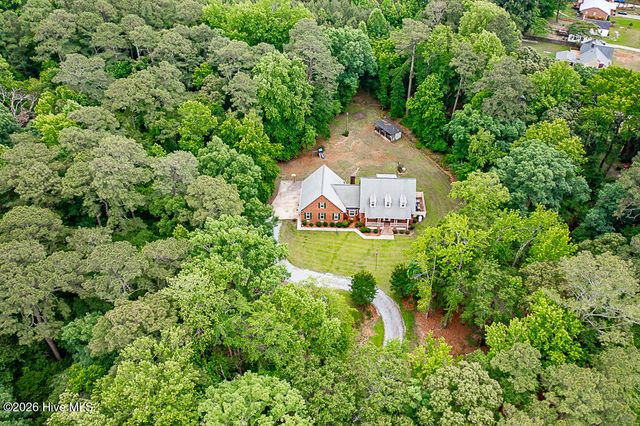2111 Hunt Hill Place, Kinston, NC 28504