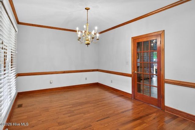 2111 Hunt Hill Place, Kinston, NC 28504
