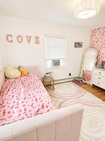 40 Public Road, Hauppauge, NY 11788