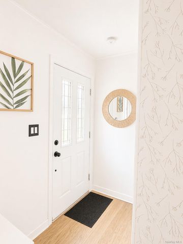 40 Public Road, Hauppauge, NY 11788