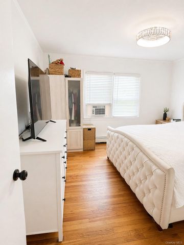 40 Public Road, Hauppauge, NY 11788