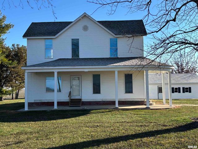 1836 N 1300 E Road, Taylorville, IL 62568