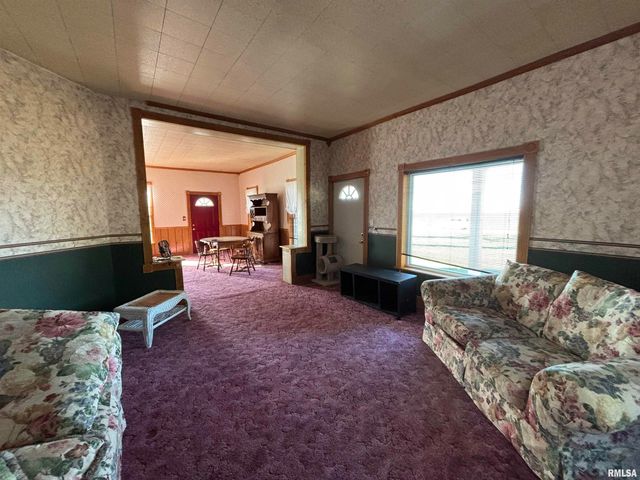 1836 N 1300 E Road, Taylorville, IL 62568