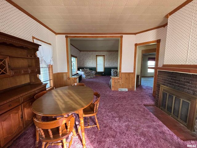 1836 N 1300 E Road, Taylorville, IL 62568