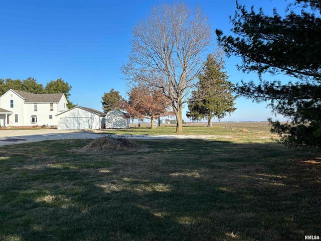 1836 N 1300 E Road, Taylorville, IL 62568
