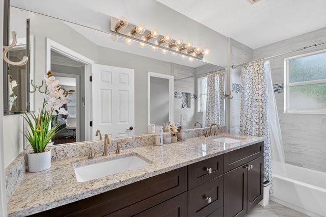 2214 Ridgewood Circle, Royal Palm Beach, FL 33411