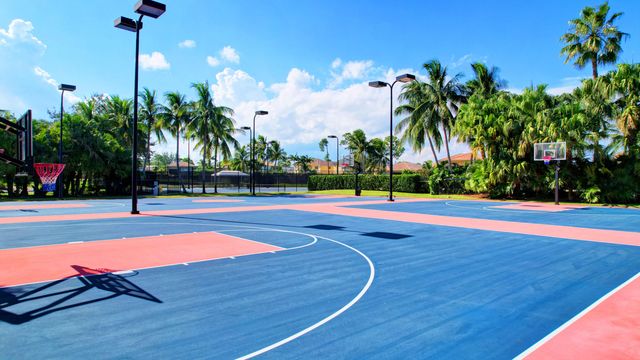 2214 Ridgewood Circle, Royal Palm Beach, FL 33411