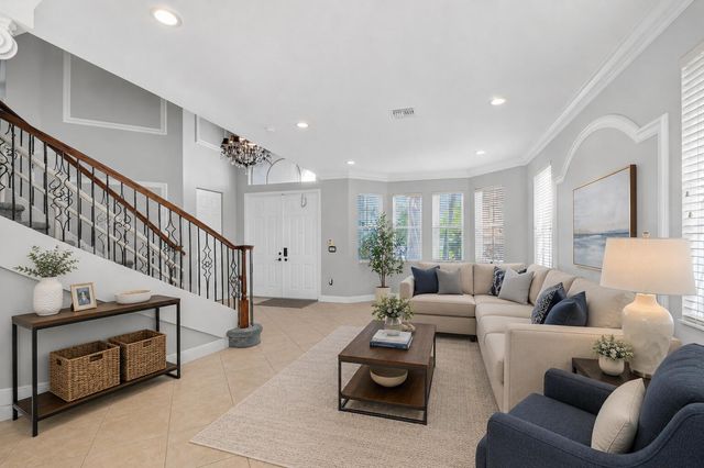 2214 Ridgewood Circle, Royal Palm Beach, FL 33411