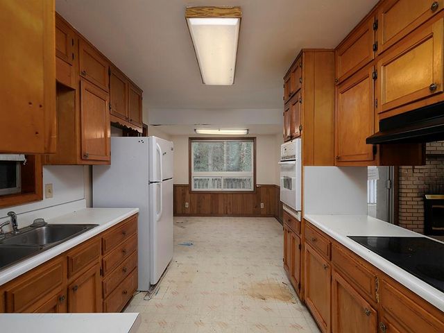 4135 Sunrise Trail, Atlanta, GA 30349