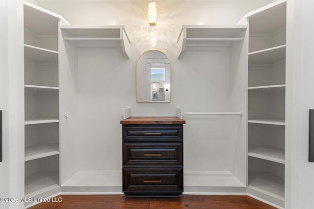 423 S Girard Avenue, Long Beach, MS 39560