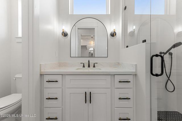 423 S Girard Avenue, Long Beach, MS 39560