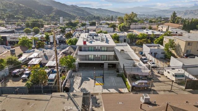 10032 Commerce Avenue 4, Tujunga, CA 91042
