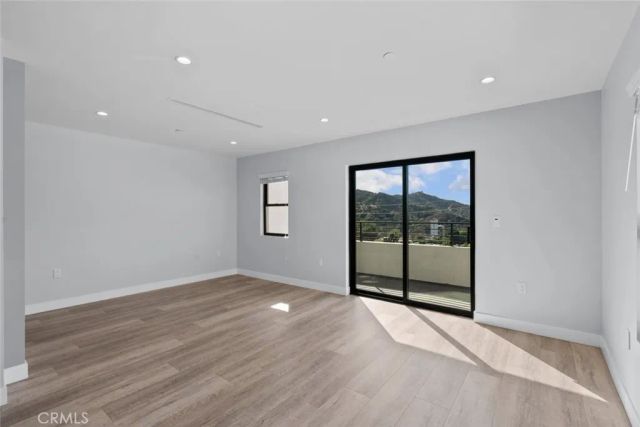 10032 Commerce Avenue 4, Tujunga, CA 91042