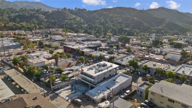 10032 Commerce Avenue 4, Tujunga, CA 91042