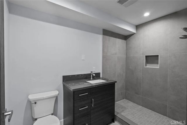 10032 Commerce Avenue 4, Tujunga, CA 91042