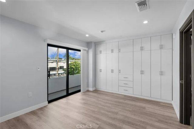 10032 Commerce Avenue 4, Tujunga, CA 91042