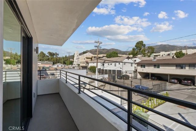 10032 Commerce Avenue 4, Tujunga, CA 91042
