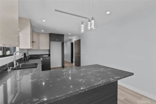 10032 Commerce Avenue 4, Tujunga, CA 91042