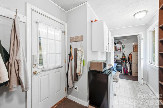 260 Tranquility Place, Hendersonville, NC 28739