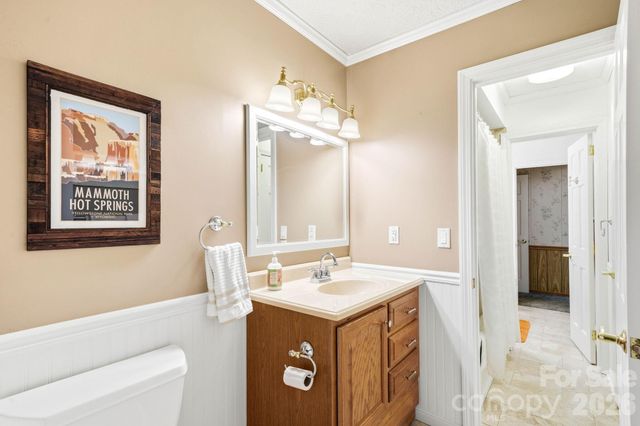 260 Tranquility Place, Hendersonville, NC 28739